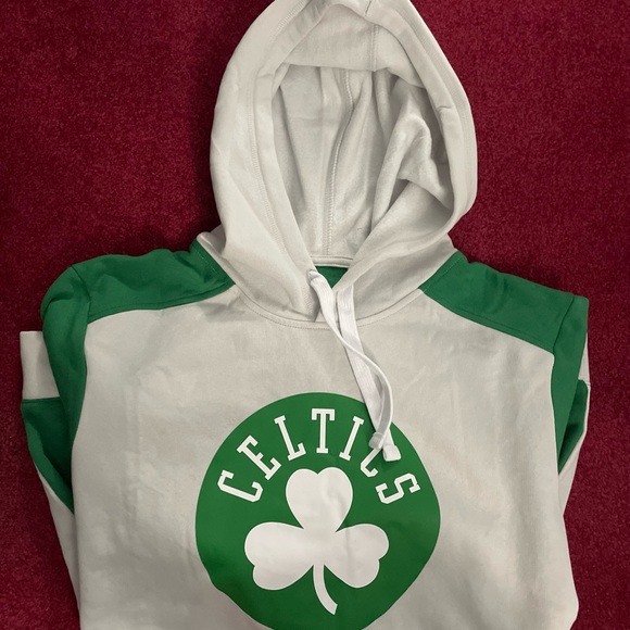 Celtics Fanatics Branded Primary Arctic Pullover Hoodie - Kelly Green/Silver - Picture 2 of 3